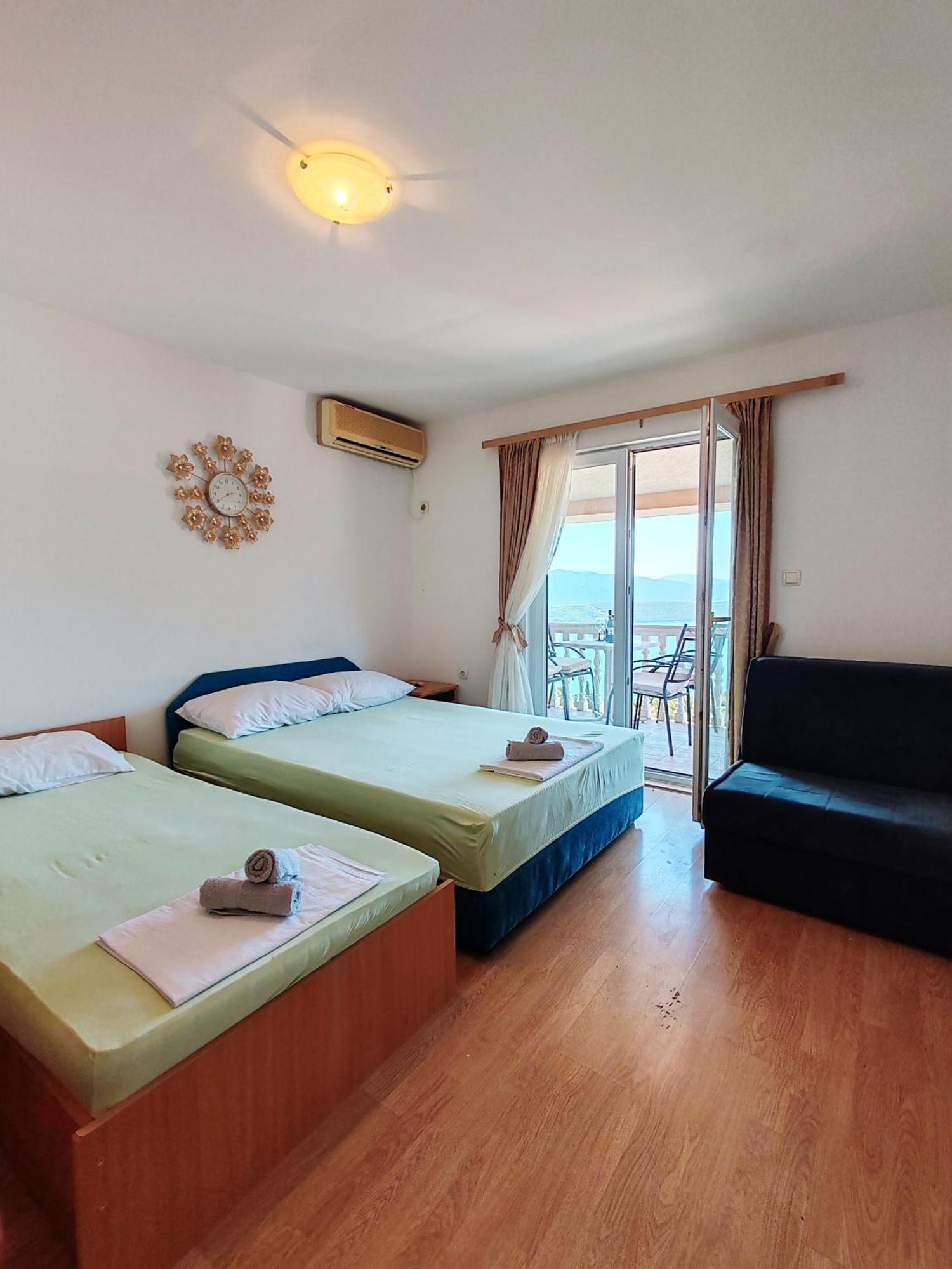 Apartment & Rooms Tempera Неум Екстер'єр фото